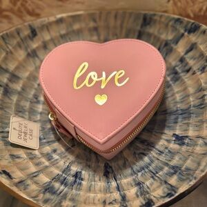 Eccolo Jewelry Box Mini Heart-shaped Portable PU Leather Jewelry Organizer Pink